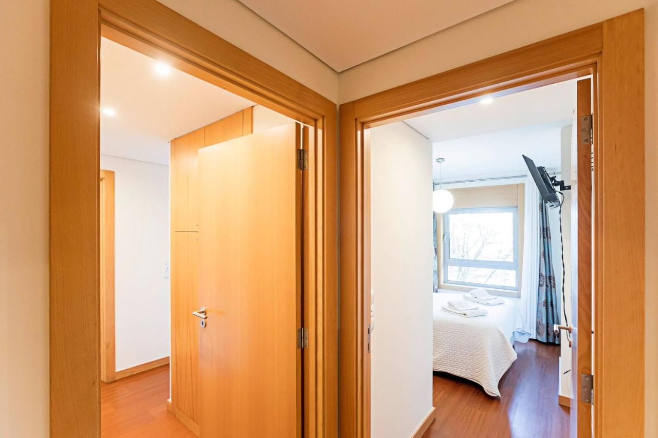 2Br Flat By Metro W/ Free Parking By Lovelystay Vila Nova de Gaia Exteriör bild